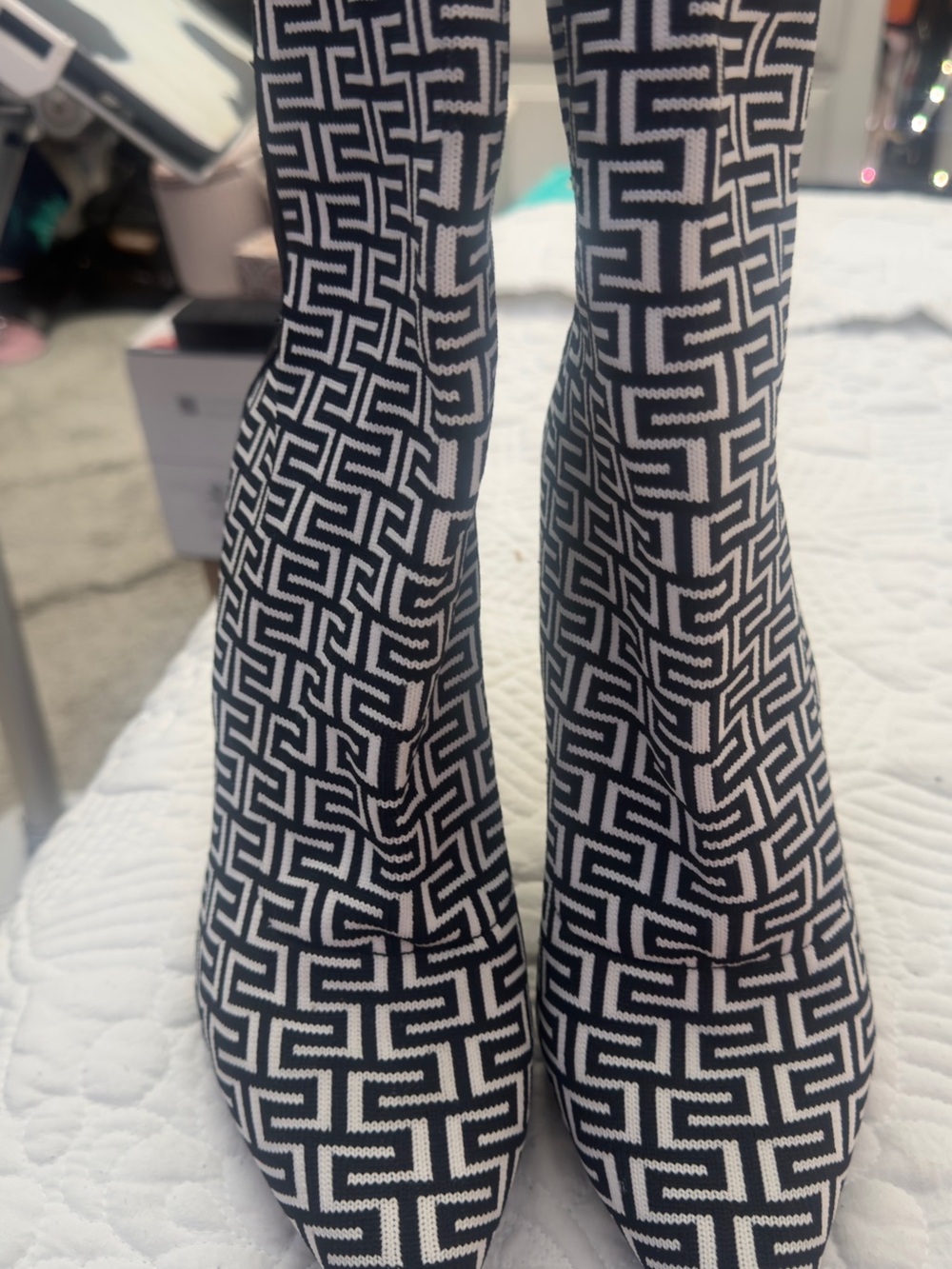 SHEIN Black and White Geometric Skinny Jeans